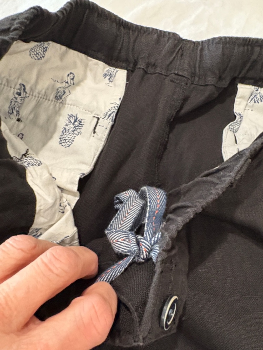 Men's Tommy Bahama Black Linen Casual Pants - Picture 2 of 6
